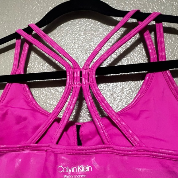 NWOT Calvin Klein Fuchsia Strappy Crop Top / Long Line / Sports Bra Yoga Gym - Picture 5 of 8